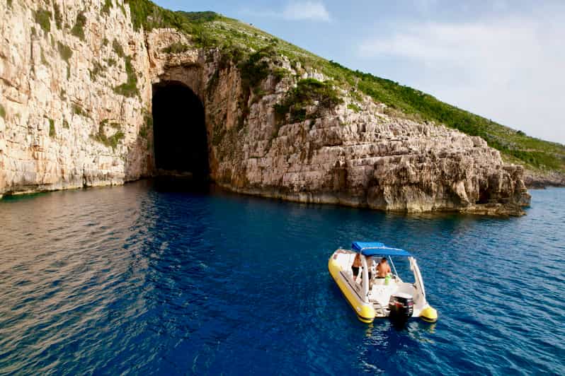 Vlora & Karaburun–Sazan Marine Escape